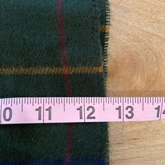 Geoffrey Beene Unisex Plaid Fringe Edge Cashme 100% Acrylic Scarf Green OS NWT - Picture 4 of 4